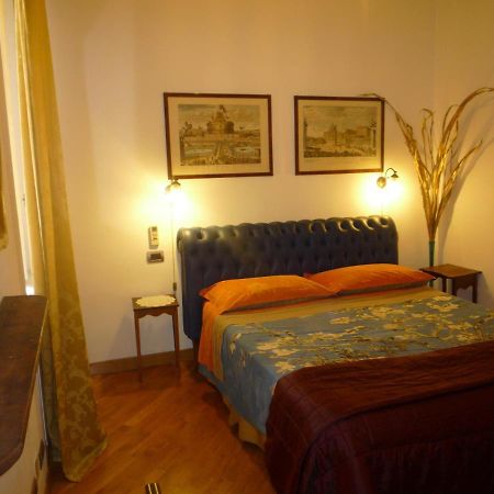 Residenza Mucha Roma Quarto foto