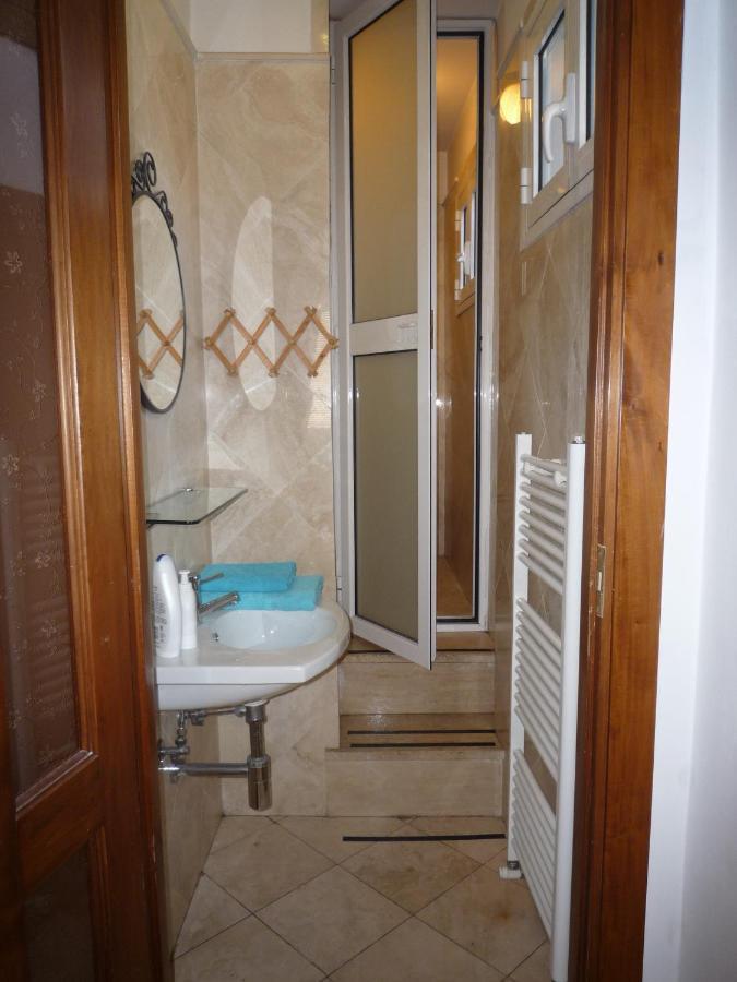 Residenza Mucha Roma Quarto foto